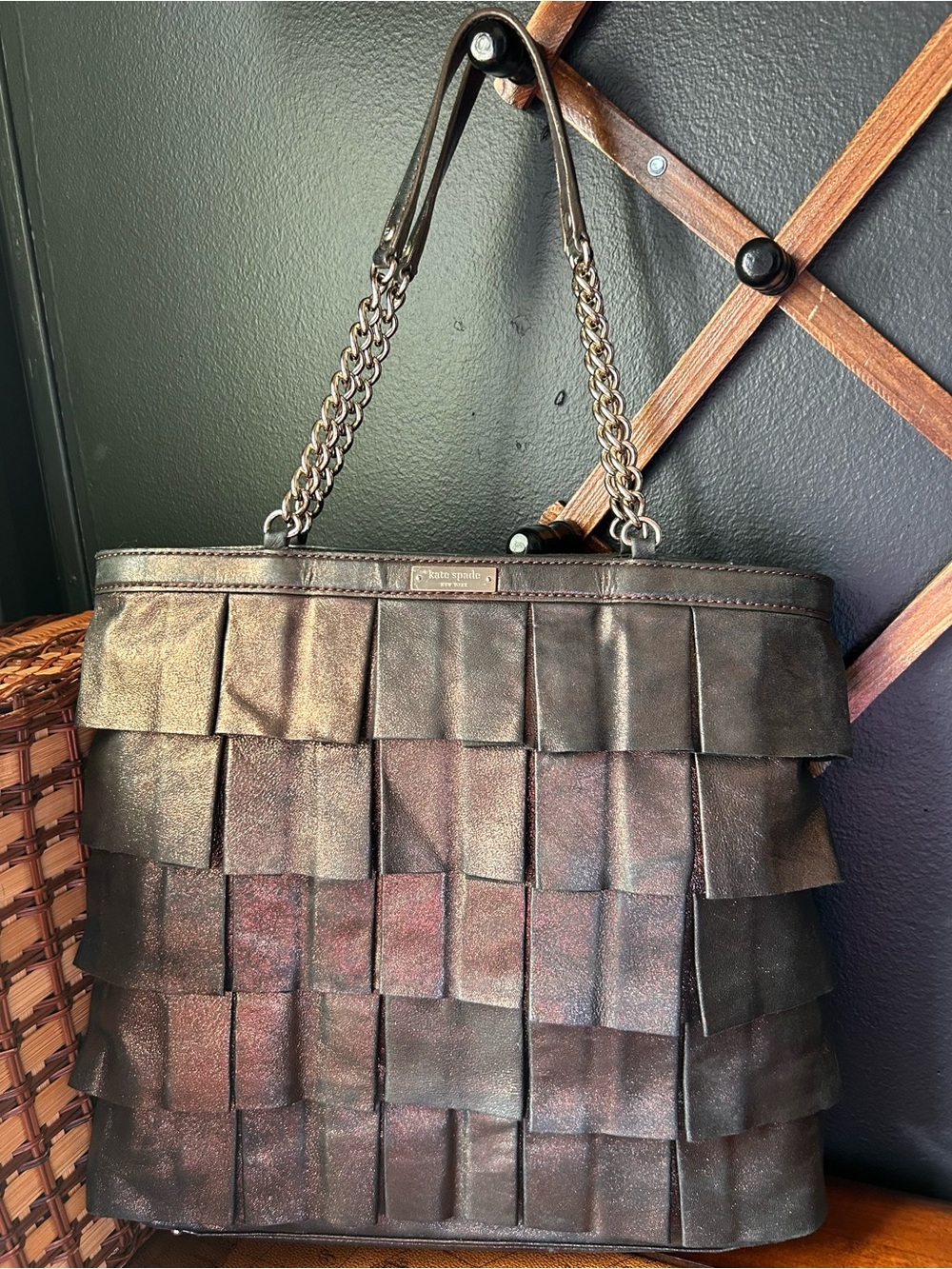 KATE SPADE NEW YORK PLISSE PRITI SHOPPER LEATHER BLACK METALLIC BAG -EUC-